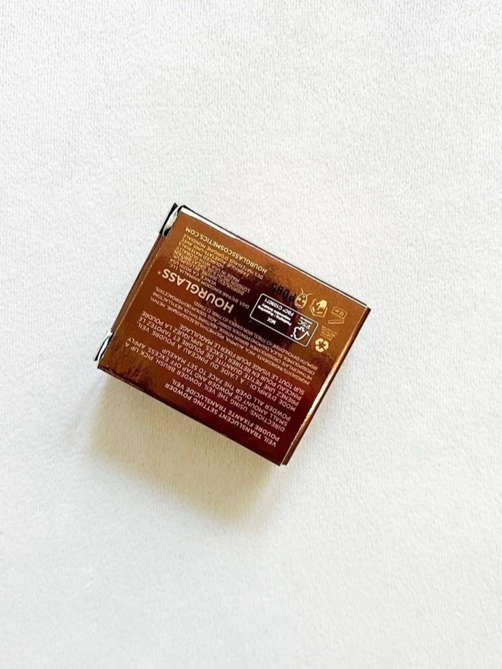 Hourglass Veil Translucent Setting Powder - Picture 2 of 5